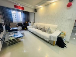 Blk 305 Tampines Street 32 (Tampines), HDB 5 Rooms #556439481